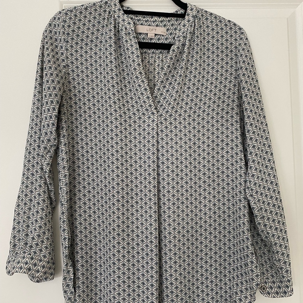 Loft blue patterned work blouse size small